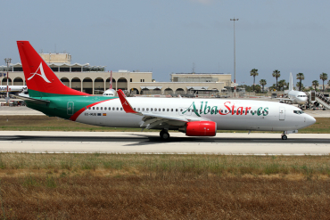 EC-MUB · Boeing 737-86J(WL) · (MLA / LMML)