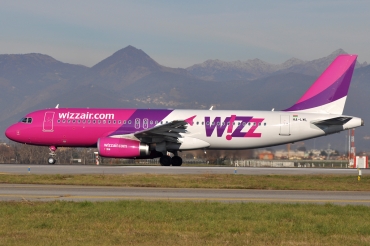 HA-LWL · Airbus A320-232 · (BGY / LIME)