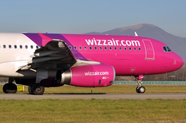 HA-LWH · Airbus A320-232 · (BGY / LIME)