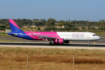 HA-LZE · Airbus A321-271NX · (MLA / LMML)