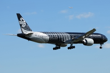 ZK-OKQ · Boeing 777-319/ER · (EZE / SAEZ)