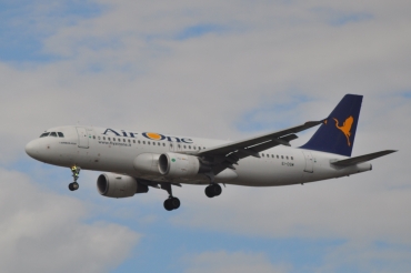 EI-DSM · Airbus A320-216 · (LHR / EGLL)