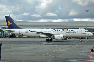EI-DSR · Airbus A320-216 · (PRG / LKPR)