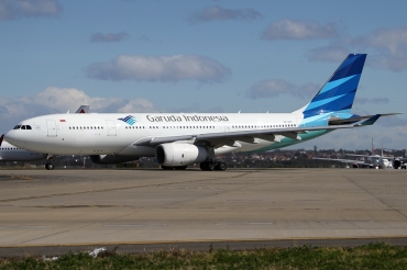 PK-GPS · Airbus A330-243 · (SYD / YSSY)