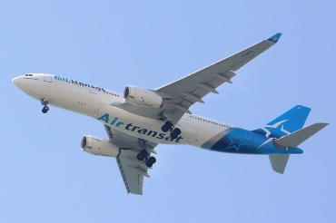 C-GITS · Airbus A330-243 · (BCN / LEBL)