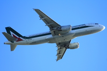 EI-DTM · Airbus A320-216 · (FCO / LIRF)
