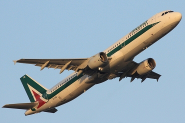 EI-IXZ · Airbus A321-112 · (FCO / LIRF)