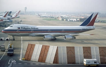 N744PR · Boeing 747-2F6B · (LGW / EGKK)