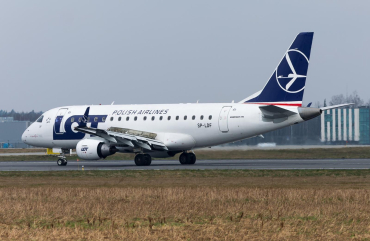 SP-LDF · Embraer 170-100 LR · (RZE / EPRZ)