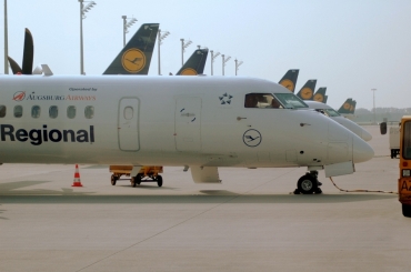 D-ADHE · Bombardier Dash 8-Q402 · (MUC / EDDM)