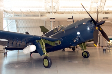 83479 · Curtiss SB2C-5 Helldiver · (IAD / KIAD)