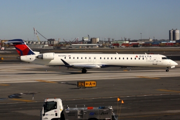 N232PQ · Bombardier CRJ-900LR · (EWR / KEWR)