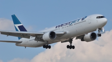 C-FWAD · Boeing 767-338/ER(WL) · (YYZ / CYYZ)