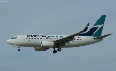 C-GWBN · Boeing 737-7CT(WL) · (YYC / CYYC)