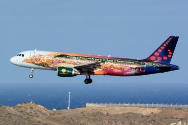 OO-SNF · Airbus A320-214 · (LPA / GCLP)