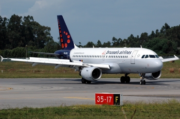 OO-SSG · Airbus A319-112 · (OPO / LPPR)