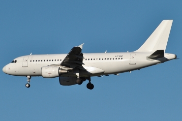 LZ-FBF · Airbus A319-111 · (MXP / LIMC)