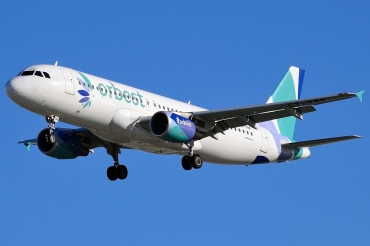 CS-TRK · Airbus A320-214 · (LPA / GCLP)