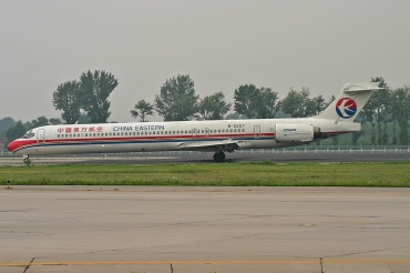 B-2257 · McDonnell Douglas MD-90-30 · (PEK / ZBAA)