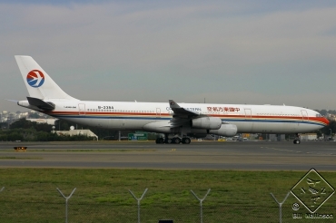 B-2384 · Airbus A340-313 · (SYD / YSSY)