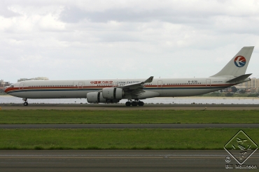 B-6051 · Airbus A340-642 · (SYD / YSSY)