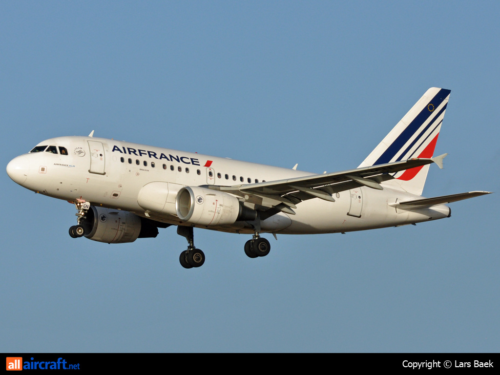 F-GUGN · Airbus A318-111 · (CPH / EKCH)