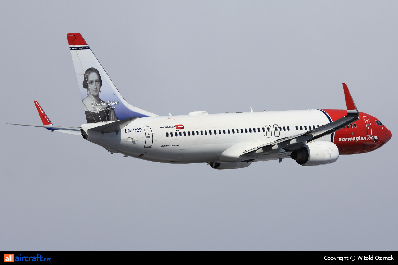 LN-NOP · Boeing 737-86N(WL) · (OSL / ENGM)