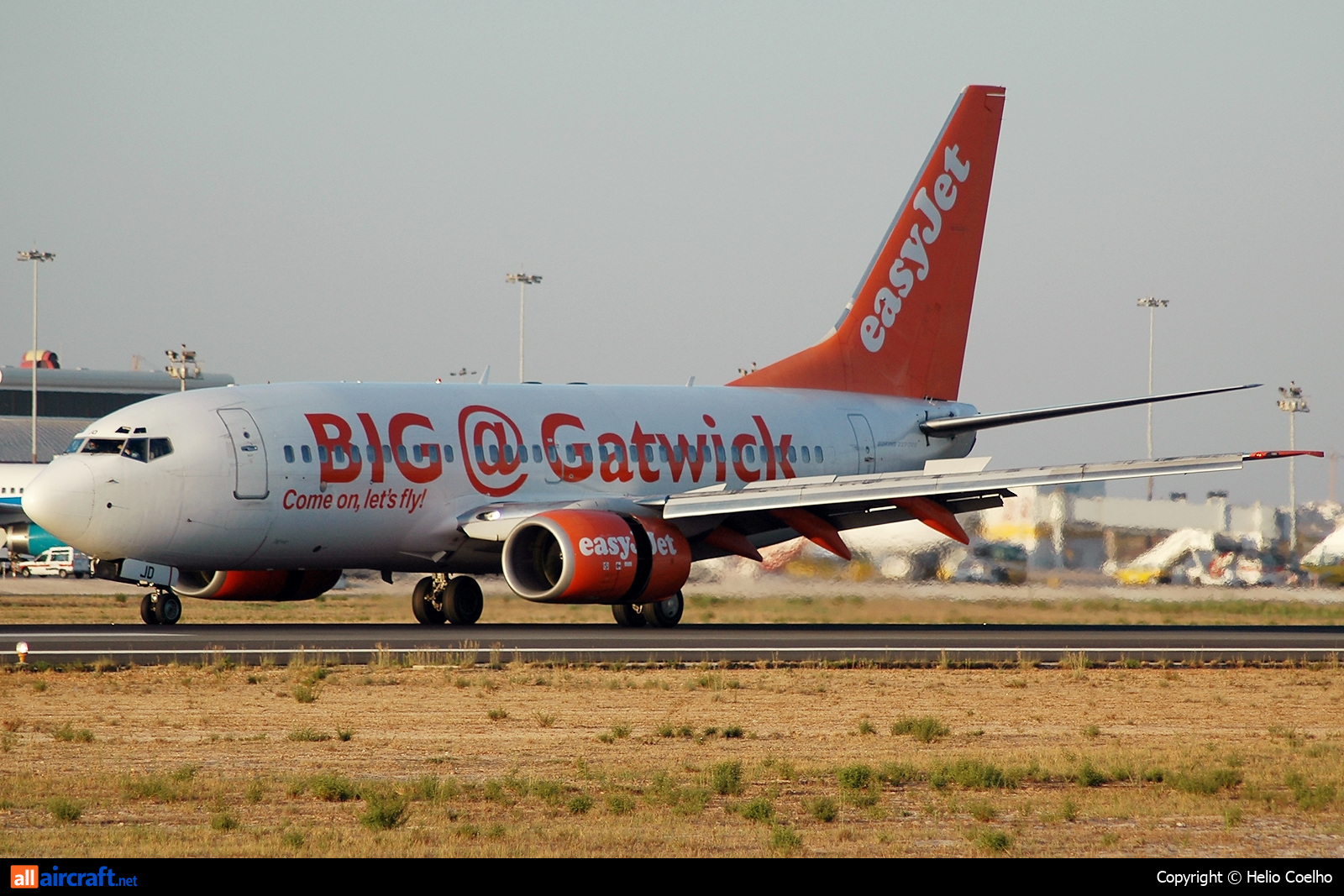 G-EZJD · Boeing 737-73V · (FAO / LPFR)