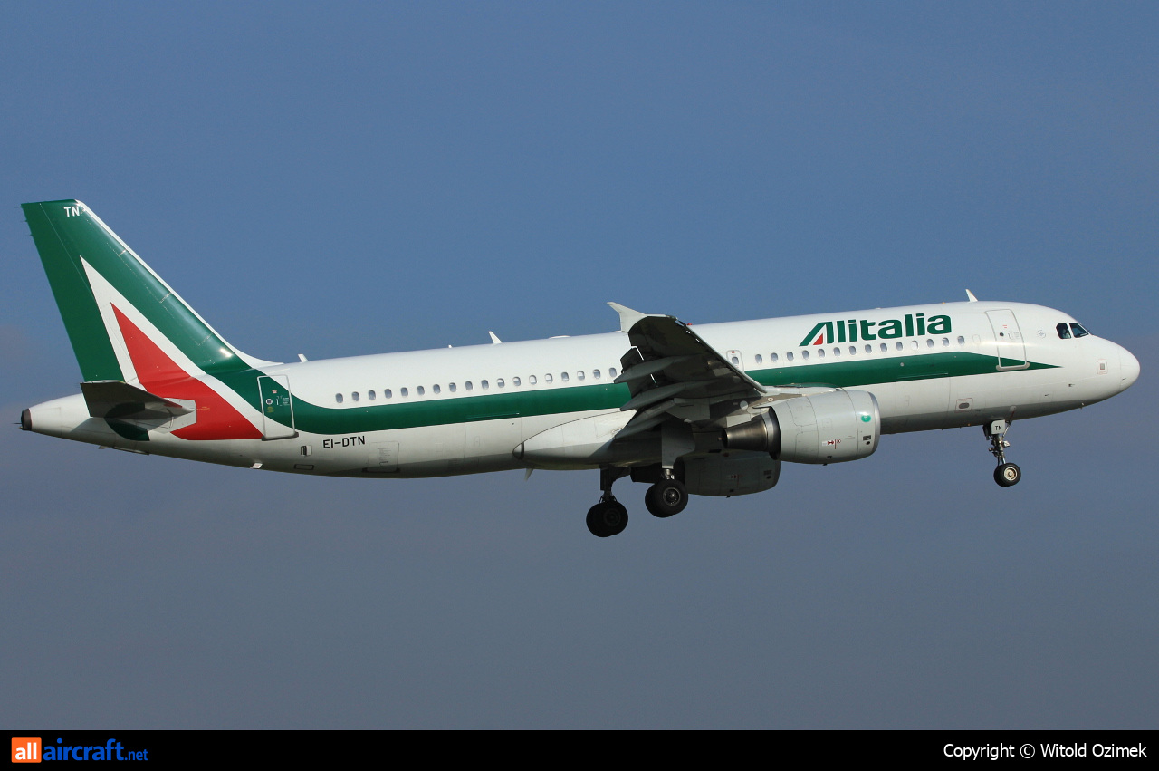 EI-DTN · Airbus A320-216 · (WAW / EPWA)
