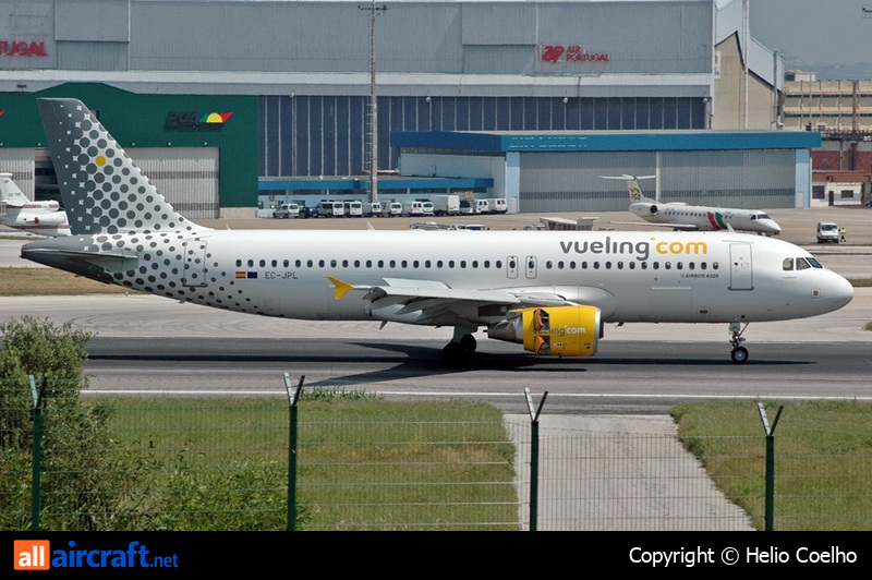 EC-JPL · Airbus A320-214 · (LIS / LPPT)
