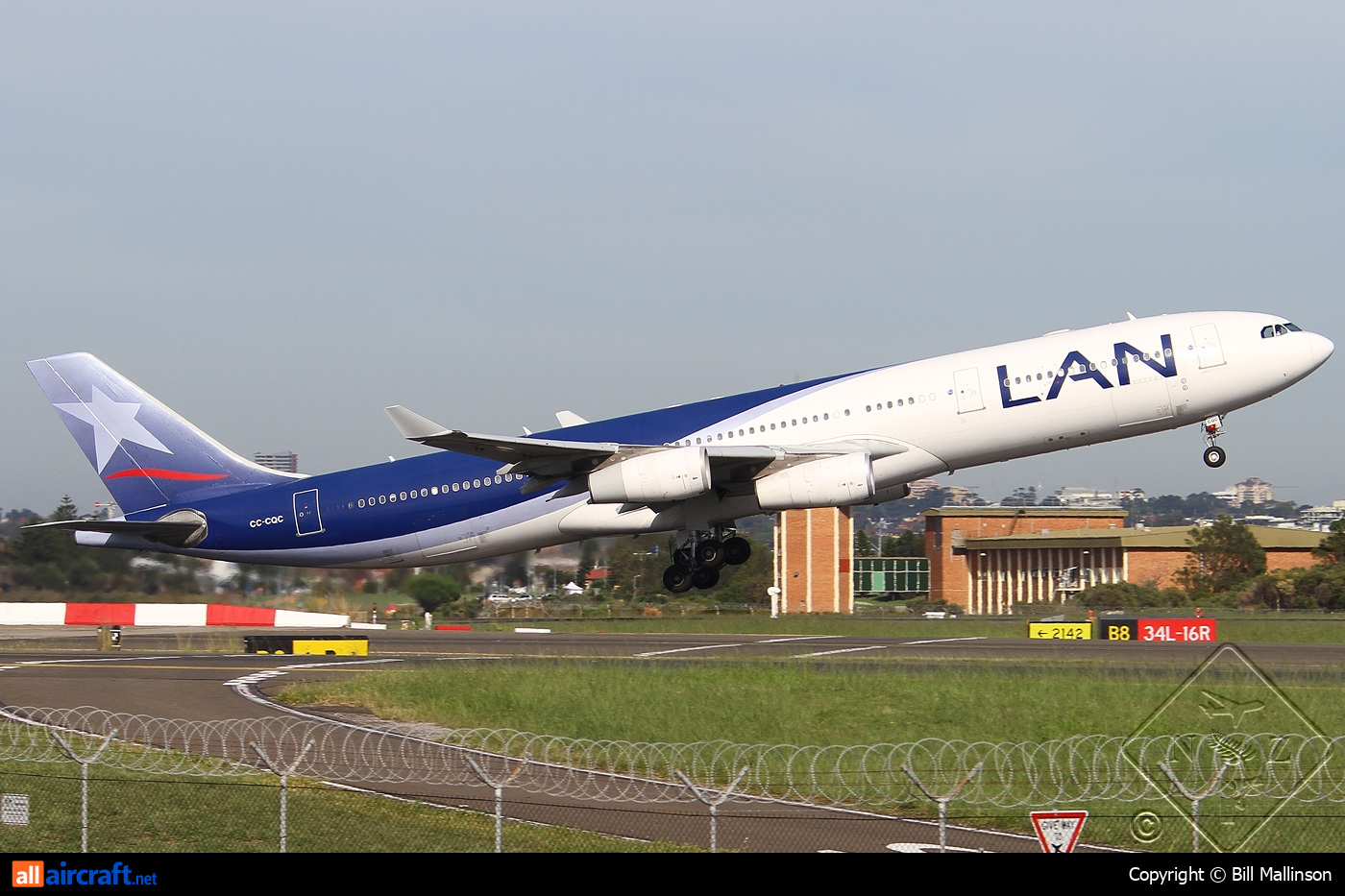 CC-CQC · Airbus A340-313X · (SYD / YSSY)