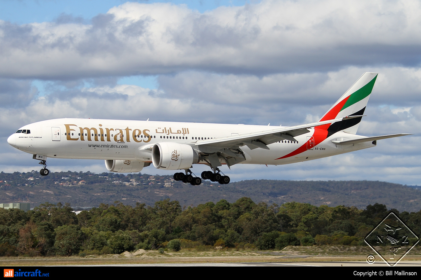 A6-EWH · Boeing 777-21H/LR · (PER / YPPH)