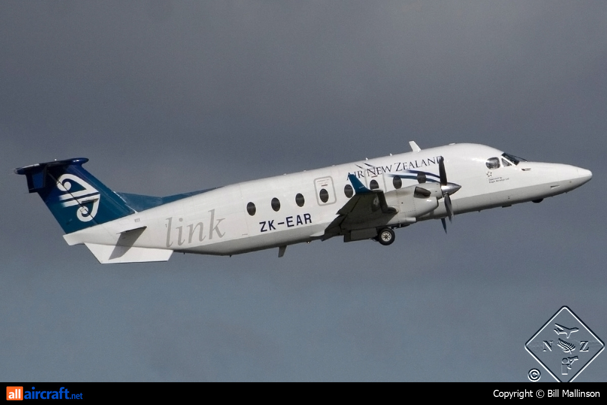 ZK-EAR · Beechcraft 1900D · (AKL / NZAA)