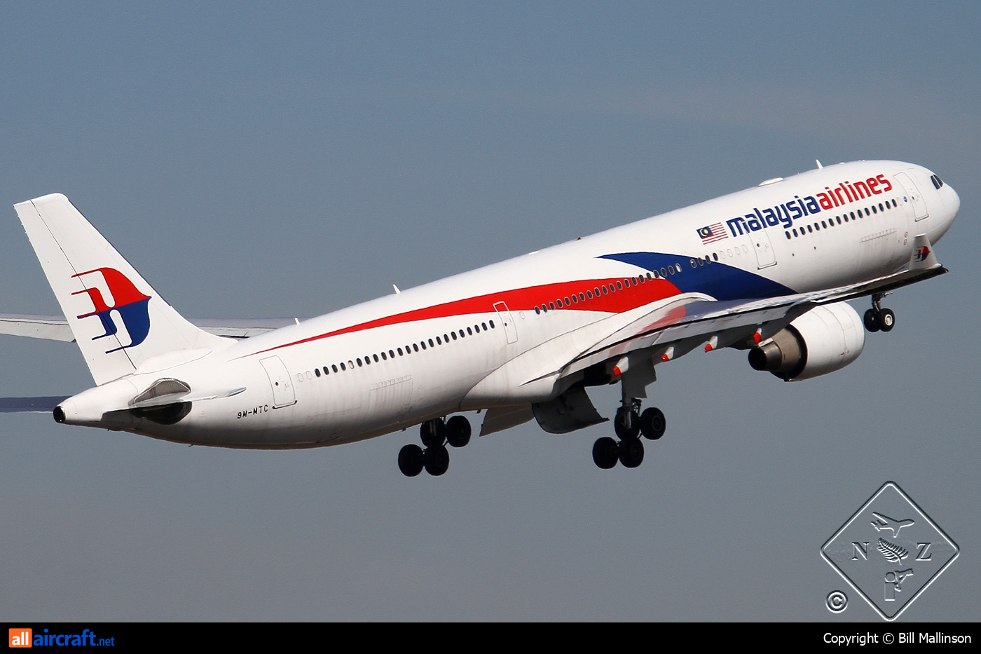 9M-MTC · Airbus A330-323 · (SYD / YSSY)