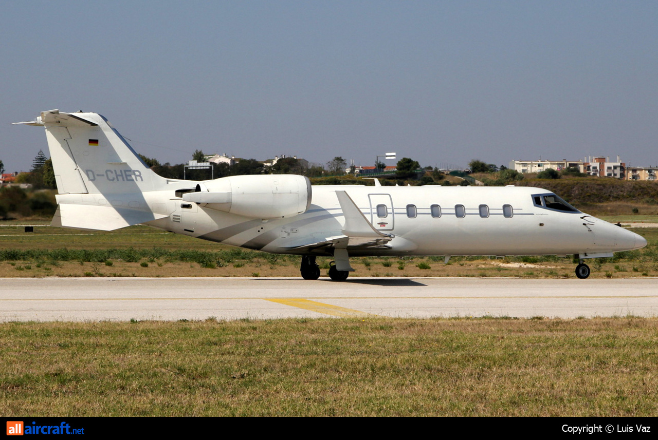 D-CHER · Learjet 6 · (LIS / LPPT)
