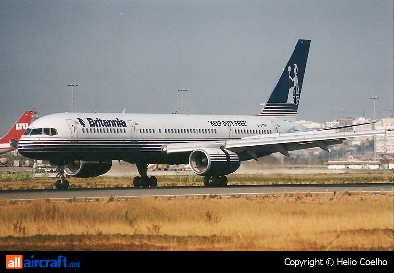 G-BYAR · Boeing 757-204 · (FAO / LPFR)