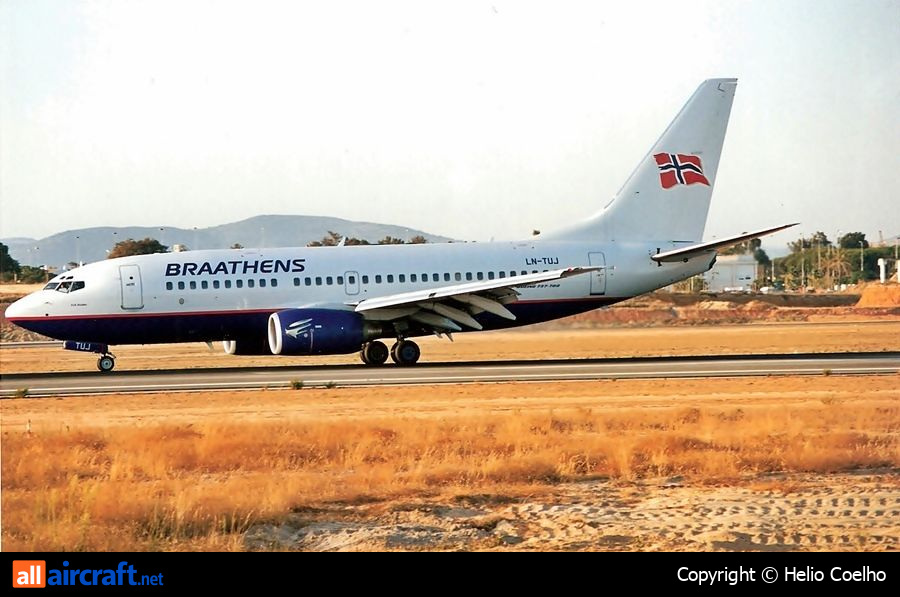 LN-TUJ · Boeing 737-705 · (FAO / LPFR)