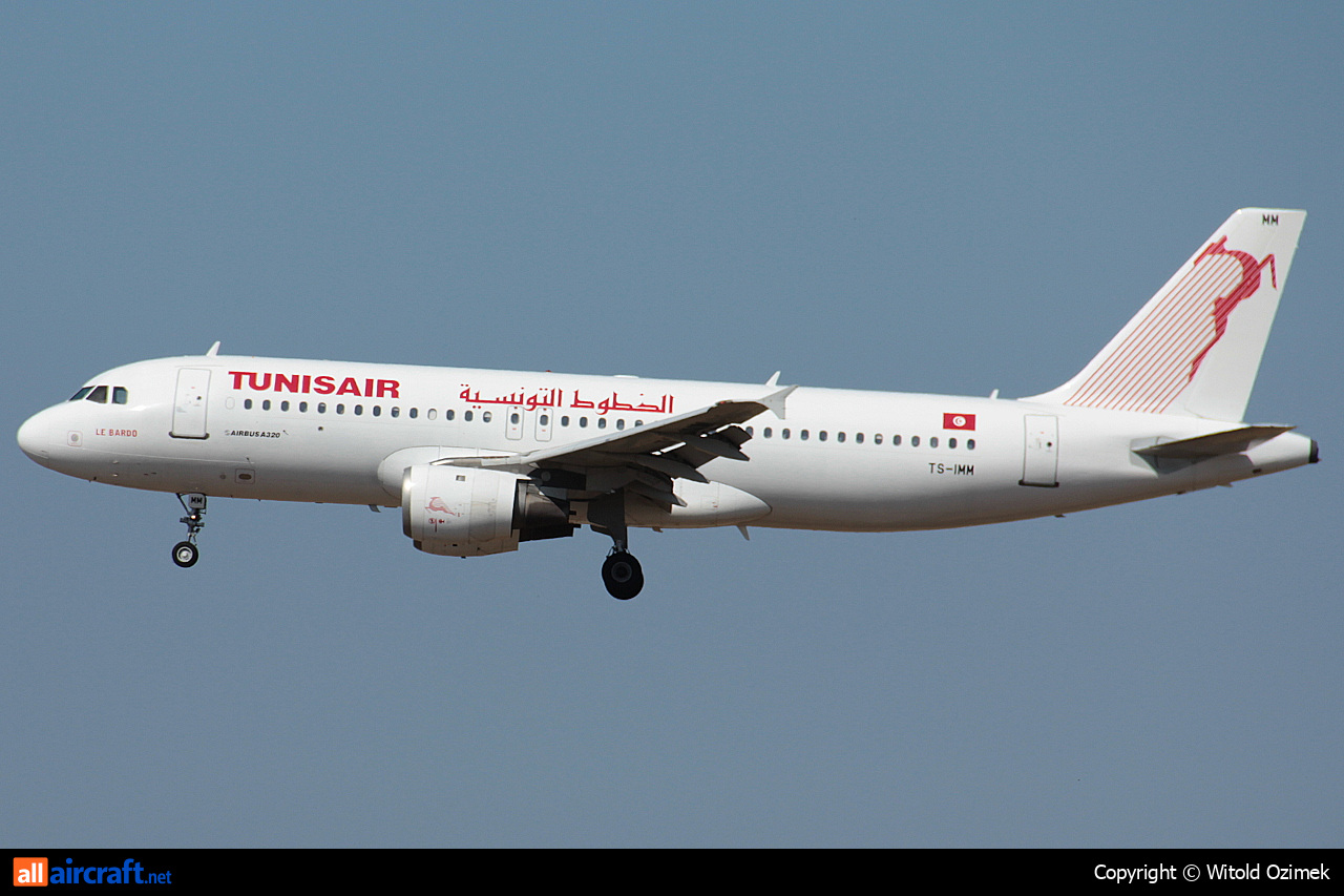 TS-IMM · Airbus A320-211 · (FCO / LIRF)