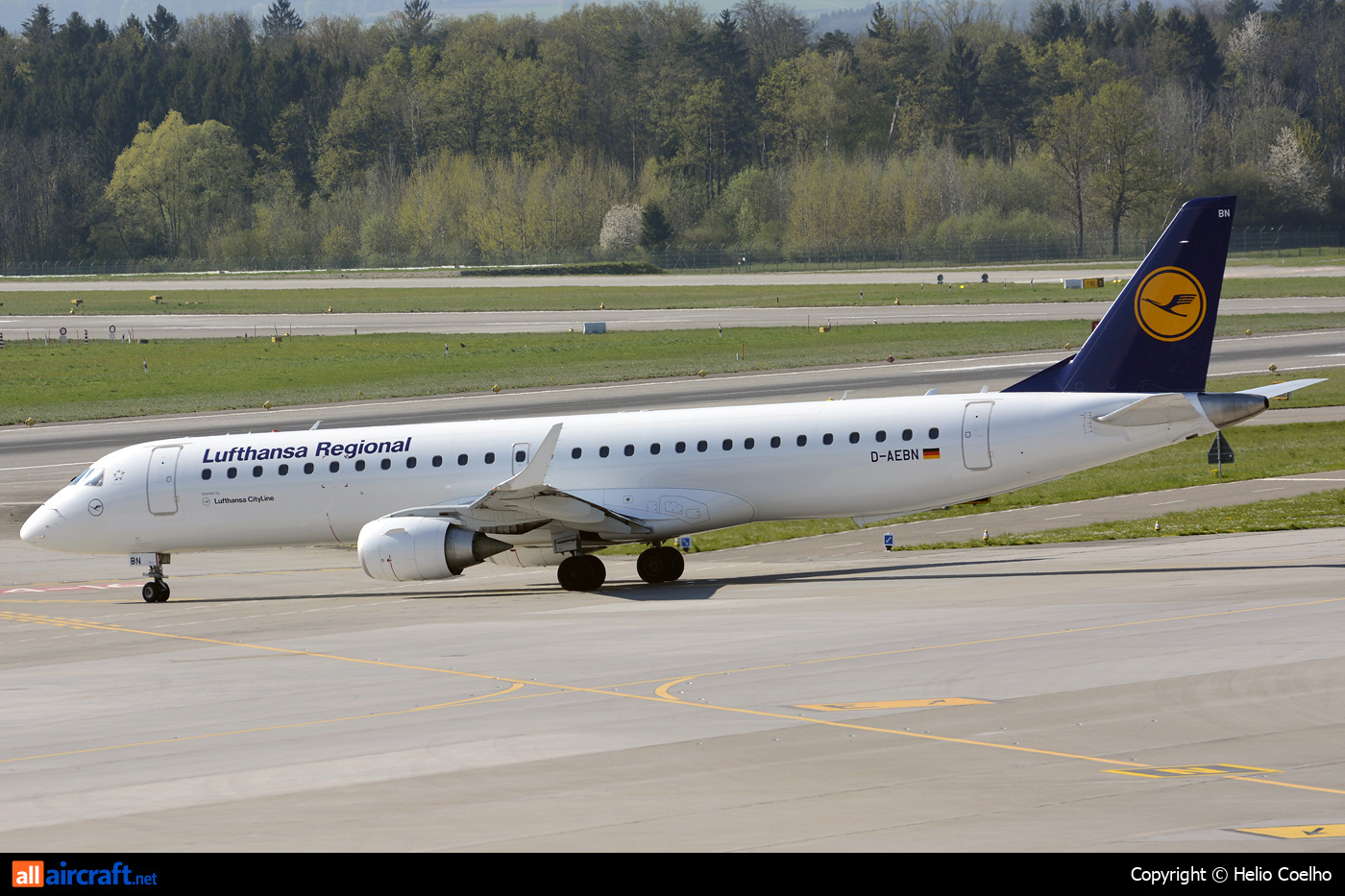 D-AEBN · Embraer 190-200LR · (ZRH / LSZH)