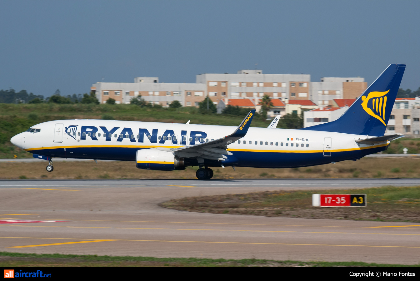 EI-DHO · Boeing 737-8AS · (OPO / LPPR)