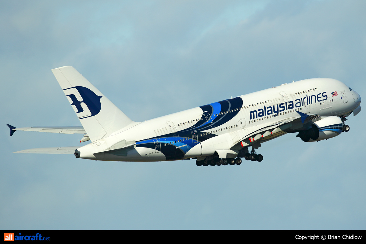 9M-MNC · Airbus A380-841 · (SYD / YSSY)