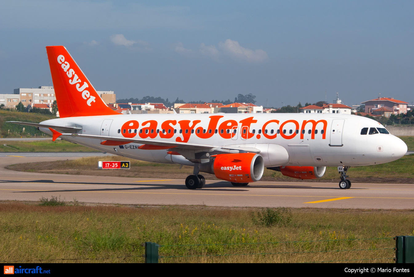 G-EZAV · Airbus A319-111 · (OPO / LPPR)