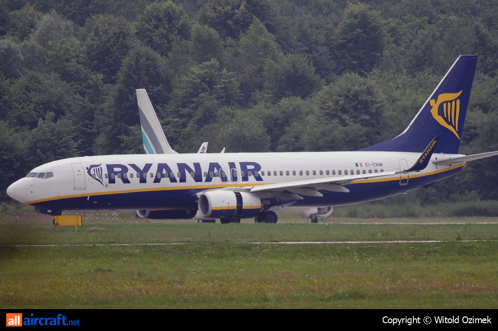 EI-ENW · Boeing 737-8AS(WL) · (KRK / EPKK)
