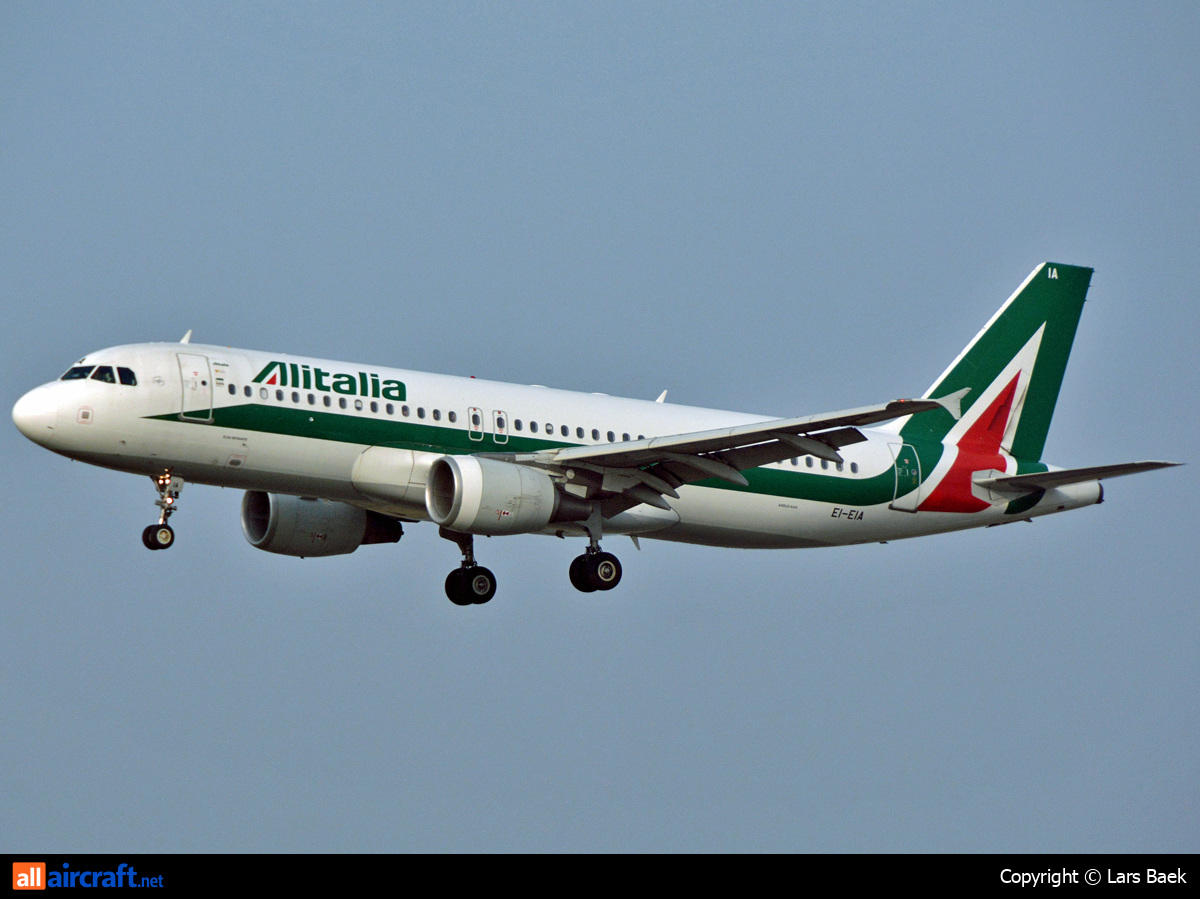 EI-EIA · Airbus A320-216 · (CPH / EKCH)