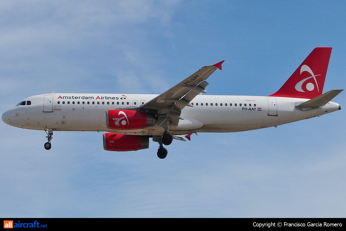PH-AAY · Airbus A320-232 · (LPA / GCLP)