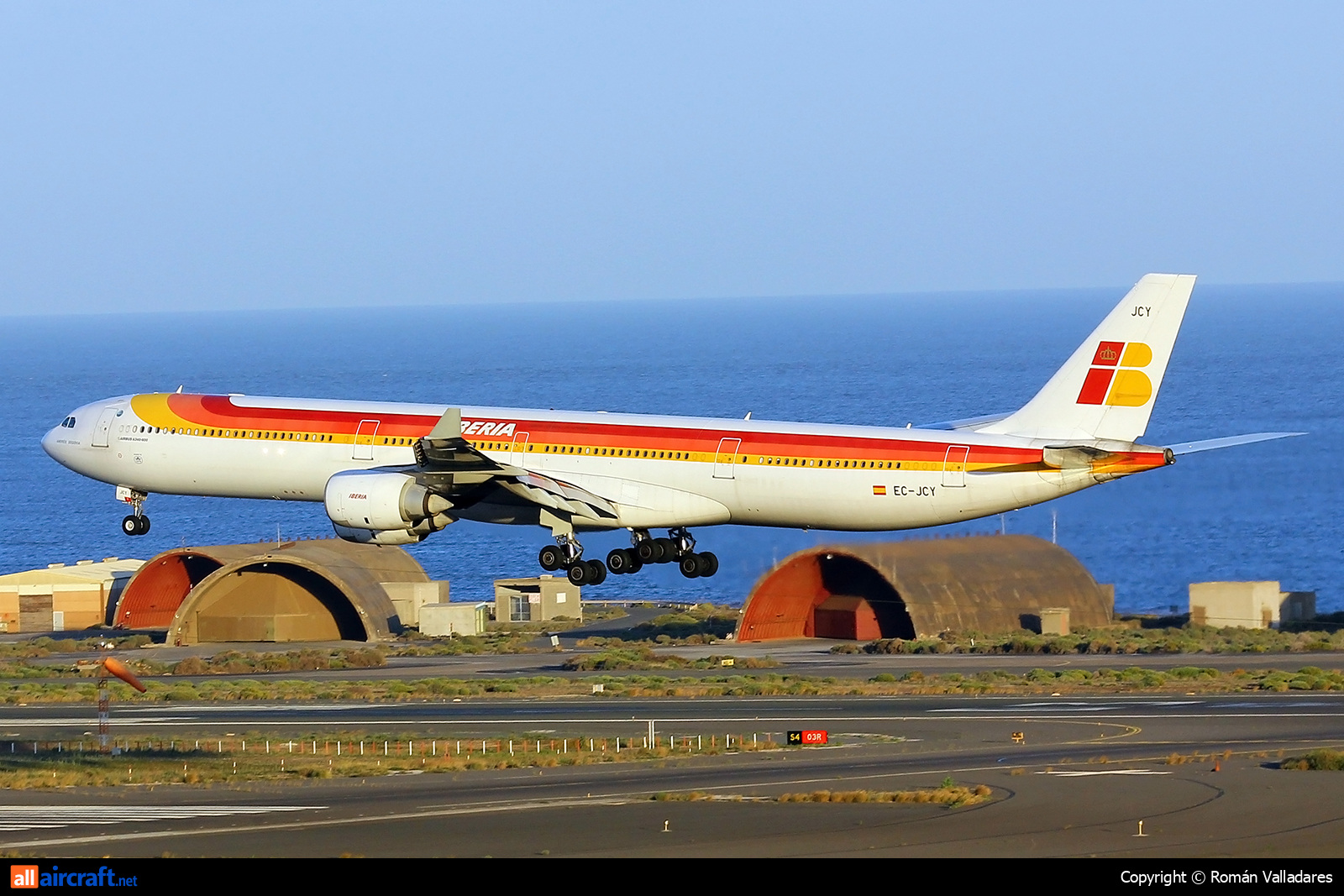 EC-JCY · Airbus A340-642 · (LPA / GCLP)