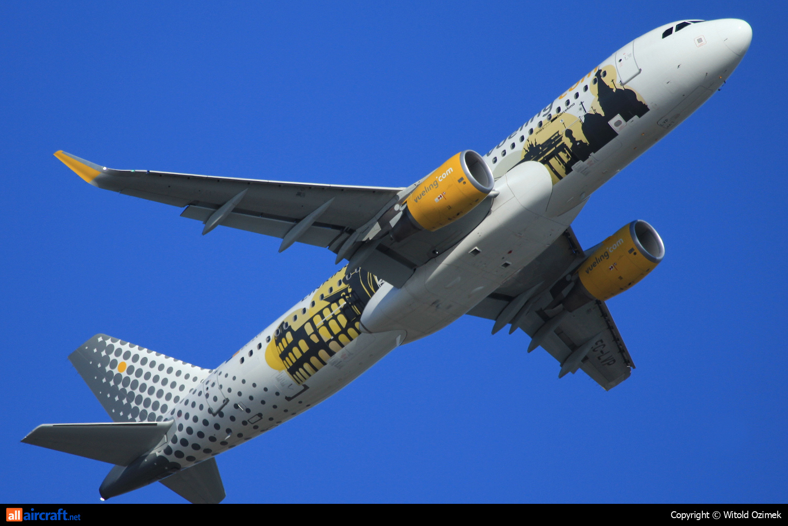 EC-LVP · Airbus A320-214(WL) · (FCO / LIRF)