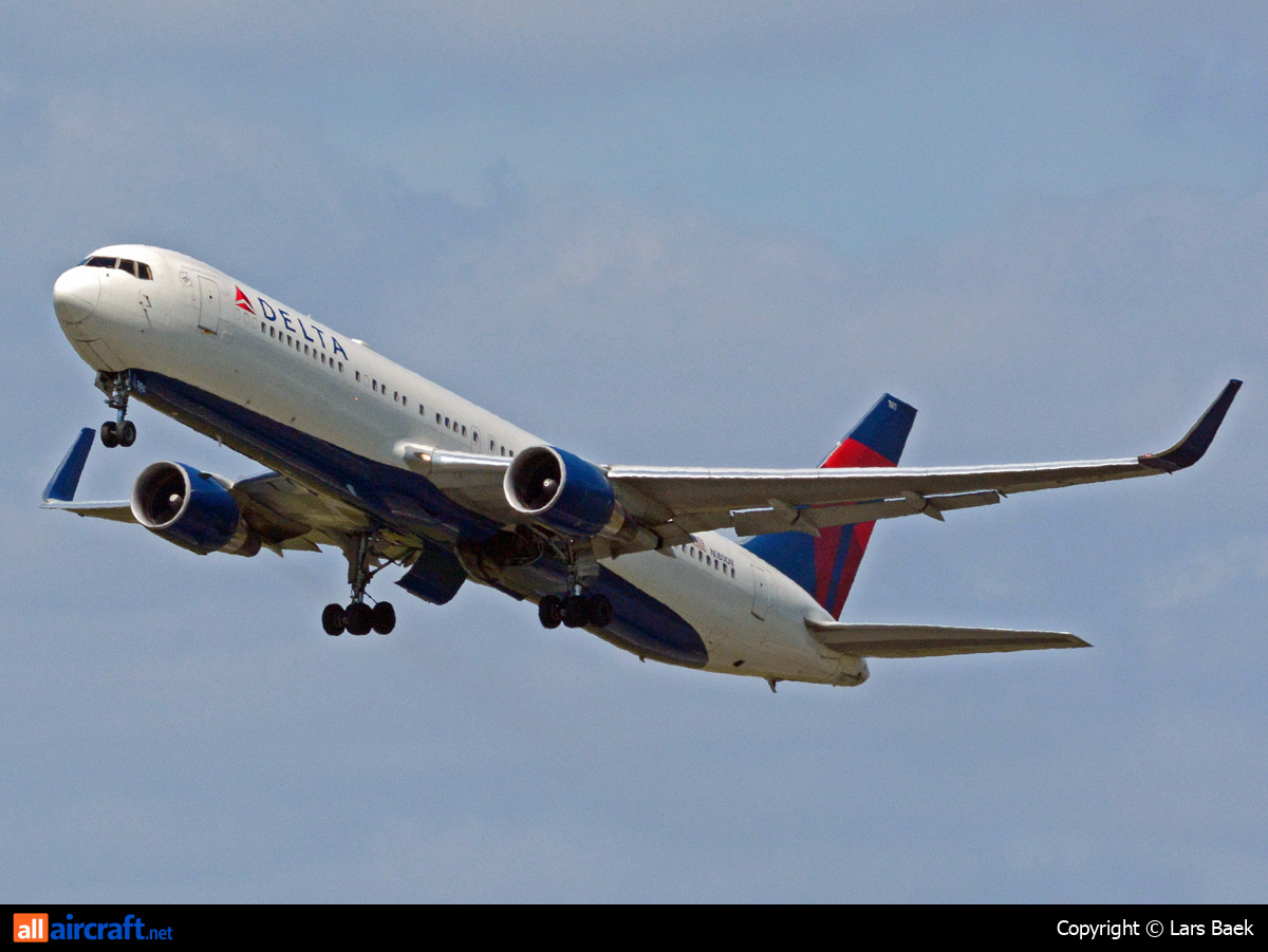 N180DN · Boeing 767-332/ER(WL) · (CPH / EKCH)