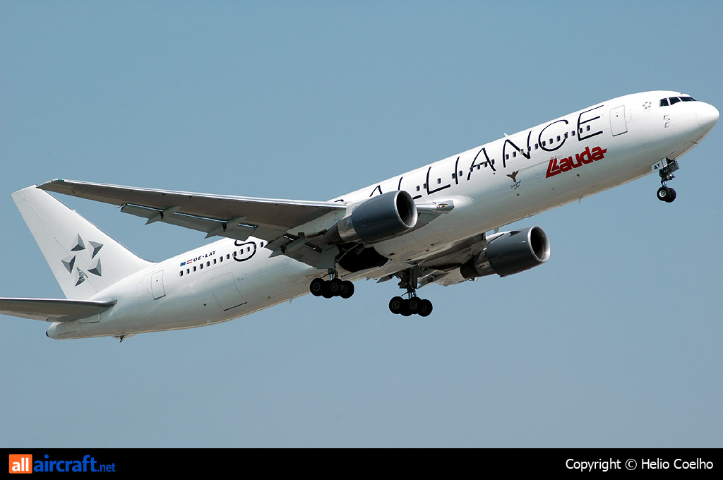 OE-LAT · Boeing 767-31A/ER · (LIS / LPPT)