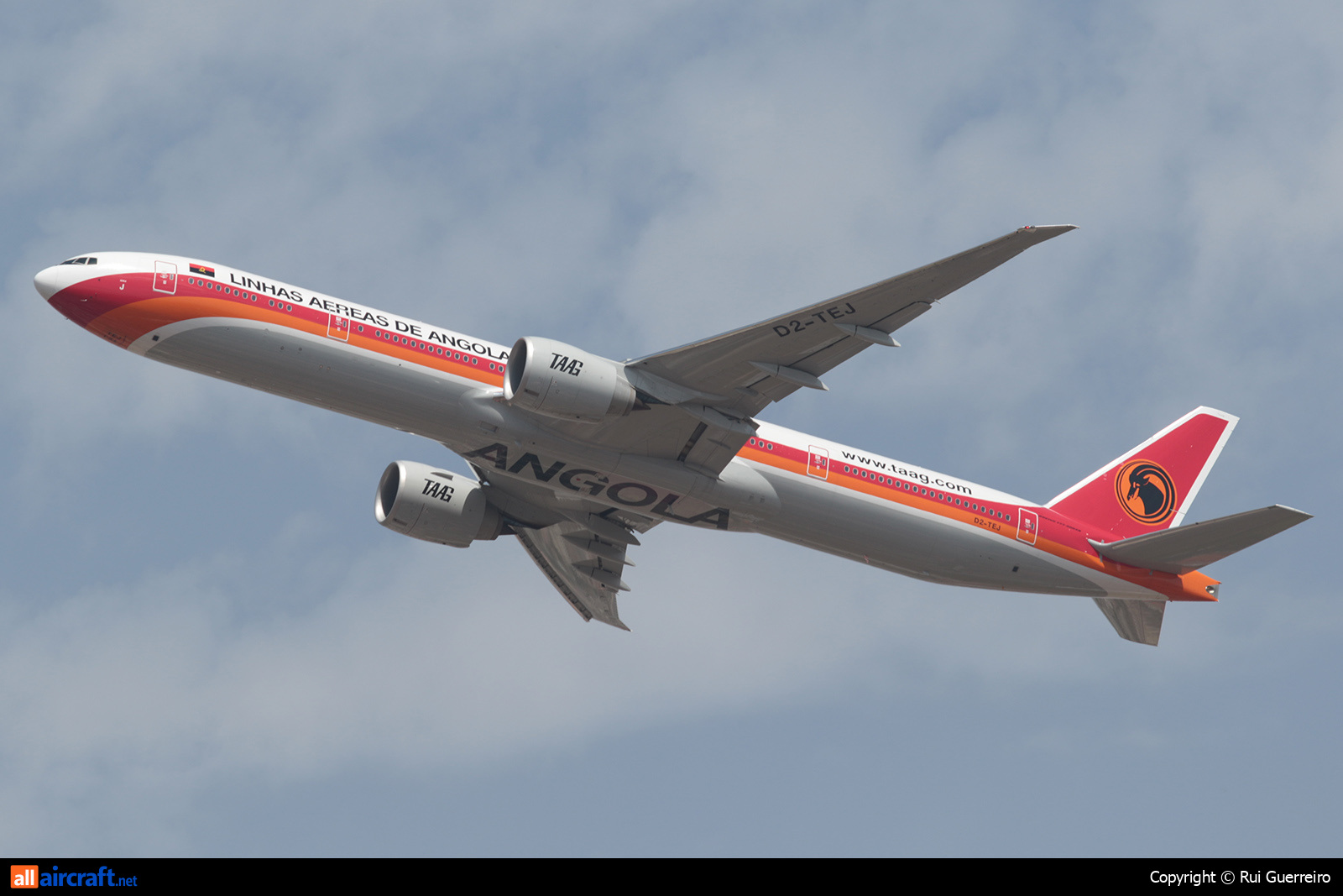 D2-TEJ · Boeing 777-3M2/ER · (LIS / LPPT)